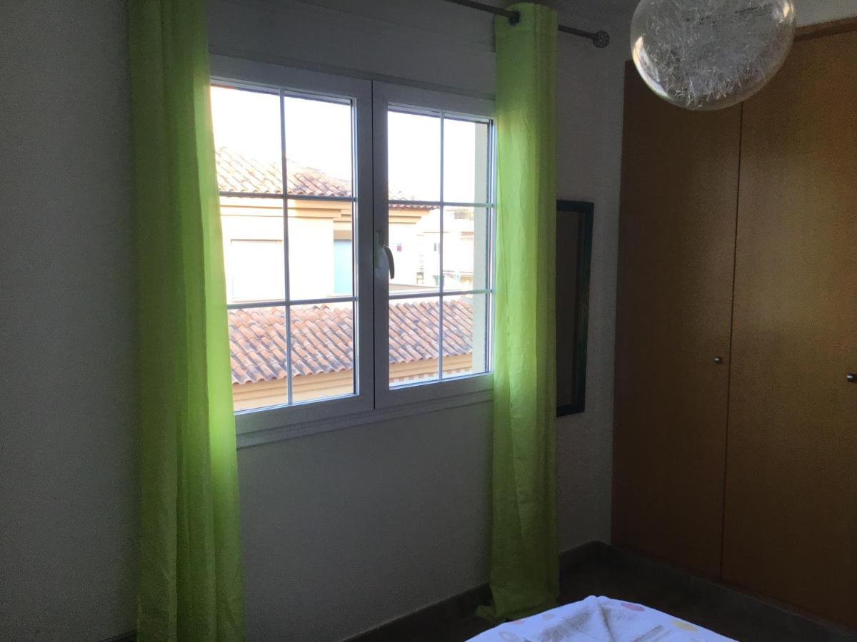 Double Room With Shared Bathroom And Shared Communal Areas R4 L'Alfas del Pi Exteriér fotografie